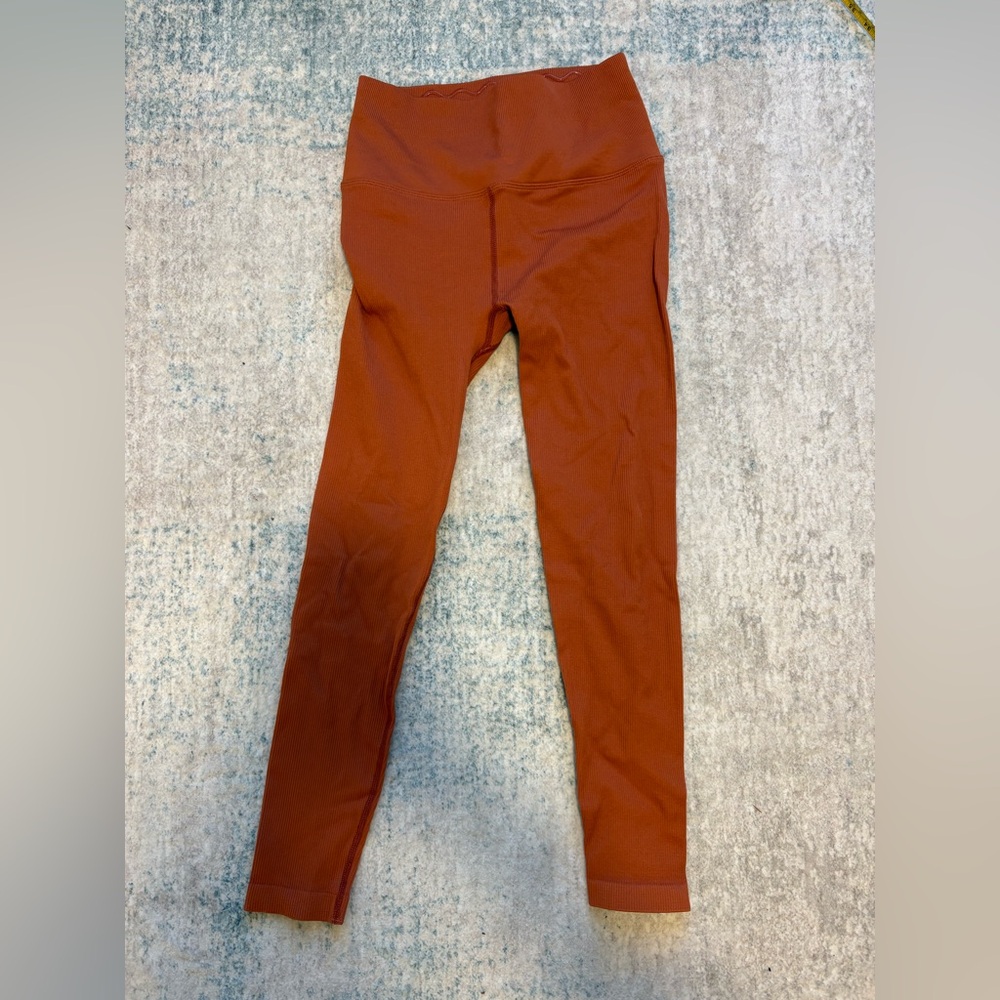 NWOT Spiritual Gangster High-waisted leggings